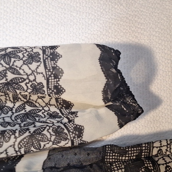 Kardashian Kollection XS. Black and white semi sheer cover up dress - Picture 4 of 7